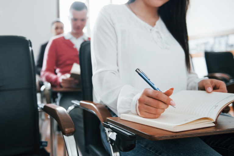 Come scegliere il corso giusto per la tua crescita personale